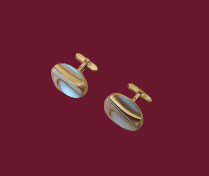 Cufflinks CUFFLINKS ELEGANT SILVERPLATED OVAL IN SUNKENRAISED